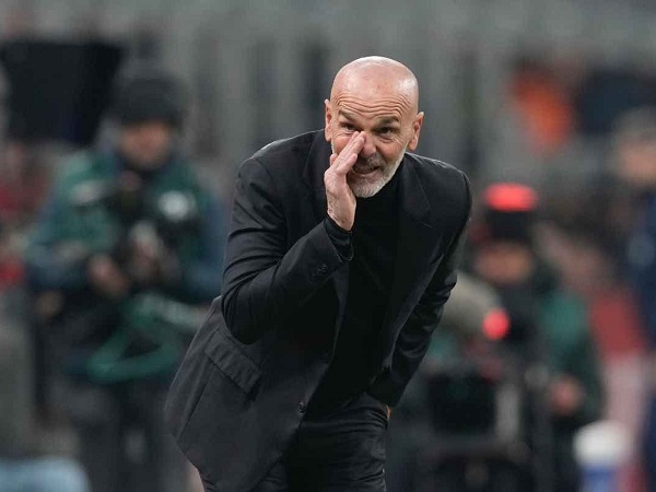 Paolo Condo: Stefano Pioli Kini Berjalan Tanpa Adanya Perlindungan