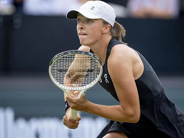 Turun Di Bad Homburg, Iga Swiatek Klaim Terobosan Baru Di Turnamen Grass-Court