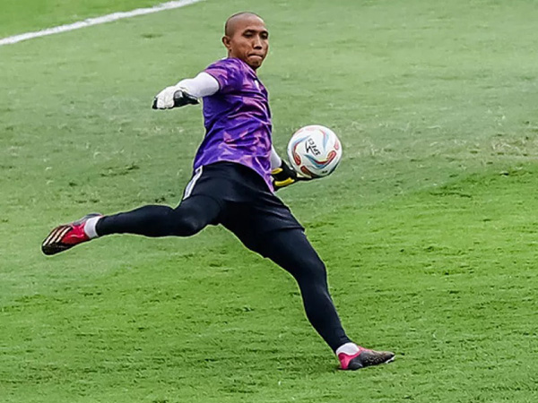 Kiper Senior Persita Tangerang Optimistis Tatap Musim Baru