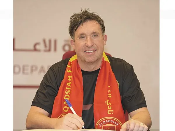 Mantan Striker Liverpool, Robbie Fowler Resmi Tangani Klub Arab Saudi
