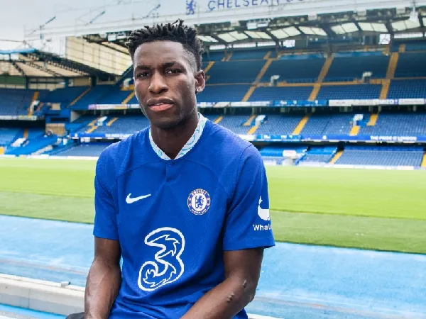 Nicolas Jackson bergabung dengan Chelsea dari Villarreal