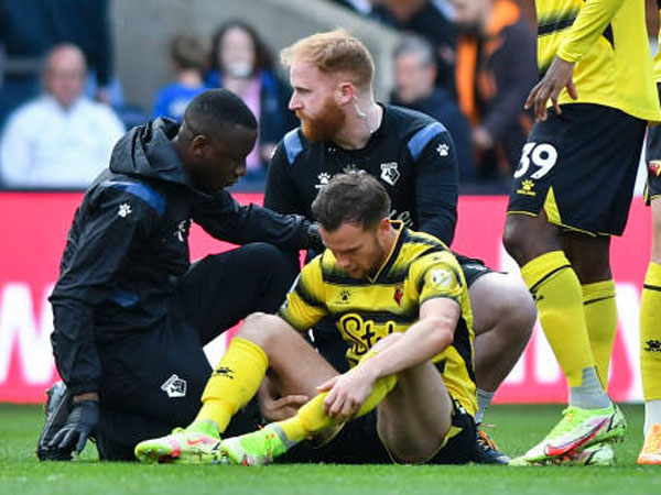 Terus Menerus Cedera, Tom Cleverley Putuskan Pensiun di Usia 33 Tahun