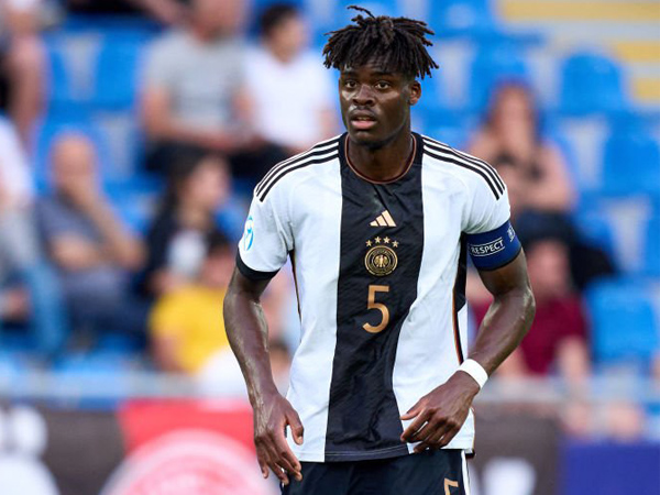 Yann Bisseck Yakin Bisa Berkembang di Inter Milan