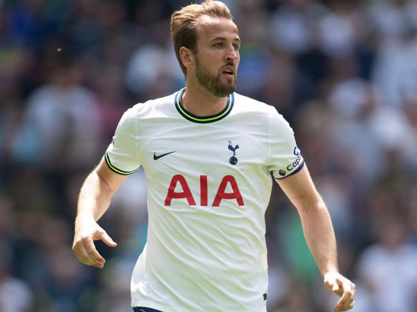 Hanya Harry Kane yang Layak Pimpin Lini Depan Manchester United