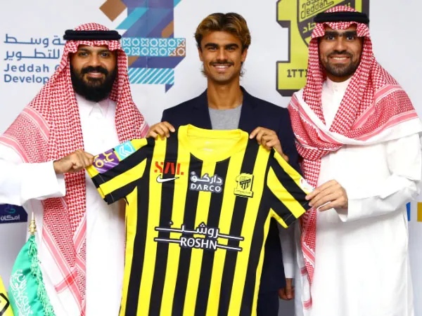 Al-Ittihad Resmi Datangkan Pemain Sayap Celtic, Jota