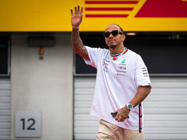 Lewis Hamilton Tidak Ingin Ada Lagi Invasi Lintasan di Grand Prix Inggris