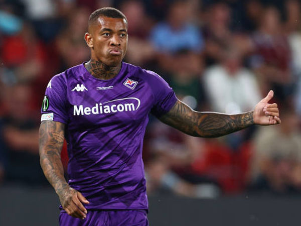 Everton Incar Bek Fiorentina Asal Brasil, Igor