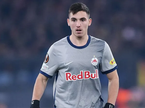 Playmaker RB Salzburg, Oscar Gloukh.