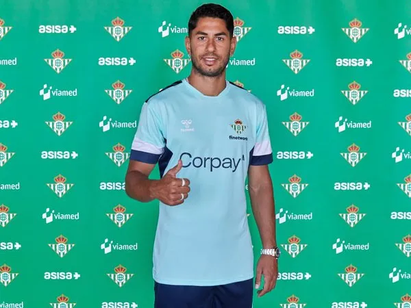 Ayoze Perez Resmi Jadi Rekrutan Pertama Real Betis di Musim Panas Ini