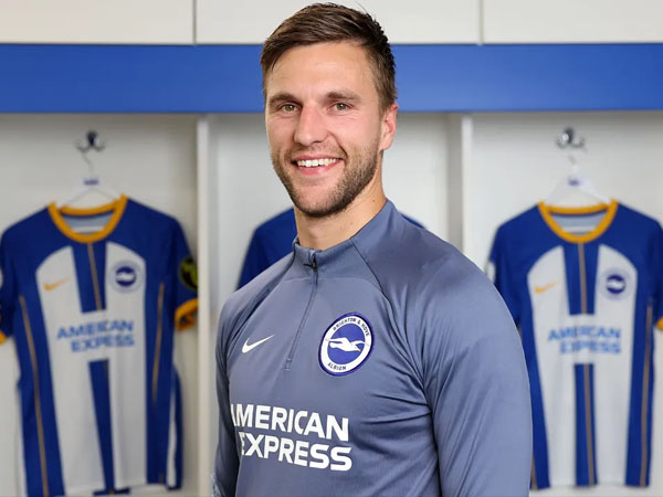 Brighton and Hove Albion Resmi Perpanjang Kontrak Joel Veltman Hingga 2025