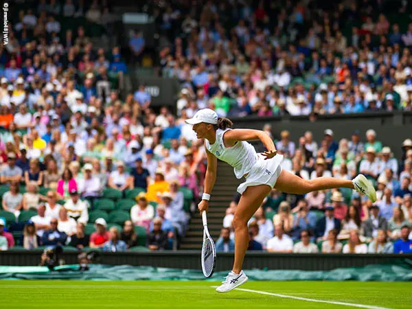 Hasil Wimbledon: Iga Swiatek Segel Tiket Babak 16 Besar Lawan Belinda Bencic