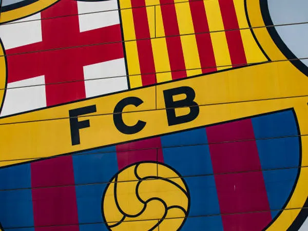 Mantan Pemain Barcelona, Luis Suarez Meninggal Dunia