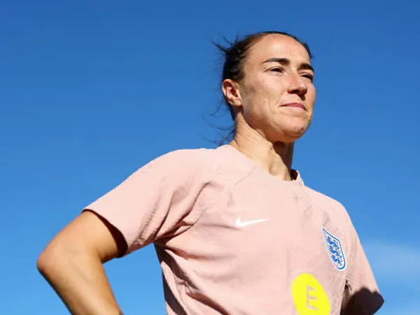Tampil di Piala Dunia Wanita, Lucy Bronze Belum Tahu soal Bonus