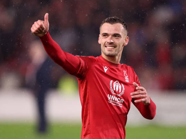 Bek Nottingham Forest Didakwa oleh FA Karena Langgar Aturan Judi