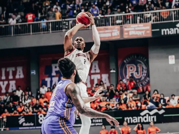 Pelita Jaya Menang Mudah di Semifinal Pertama Lawan SM