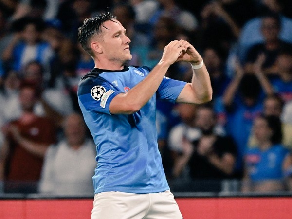 Napoli Ultimatum Piotr Zielinski dan Hirving Lozano soal Kontrak Baru