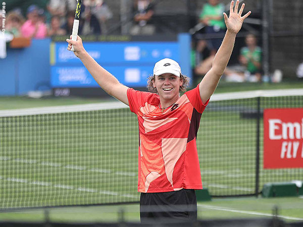 Alex Michelsen Kejutkan Juara Bertahan Di Newport