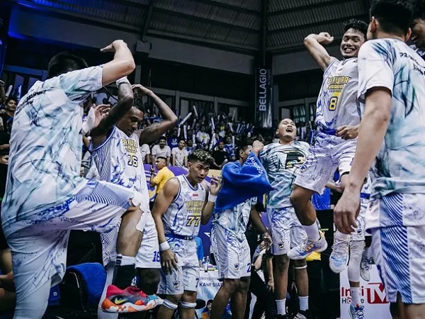 Prawira Bandung Akhirnya Juara IBL Setelah Menanti 25 Tahun