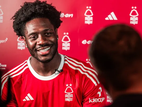 Nottingham Forest Resmi Datangkan Mantan Bek Chelsea