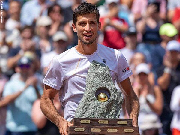 Pedro Cachin Naik Podium Juara Untuk Kali Pertama Di Gstaad