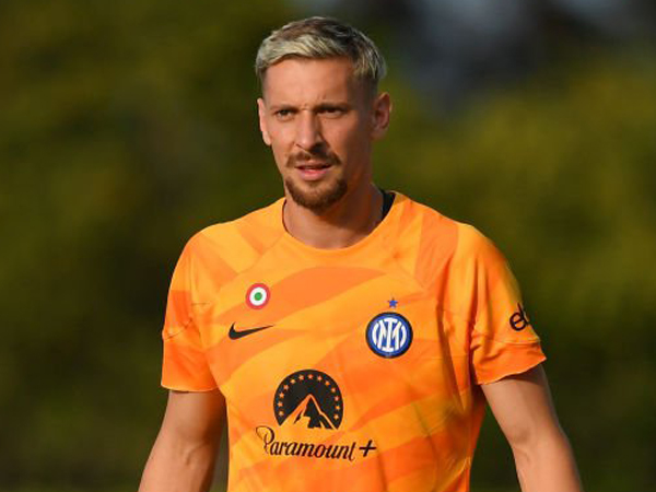 Ionut Radu dan Lucien Agoume Bersiap Tinggalkan Inter