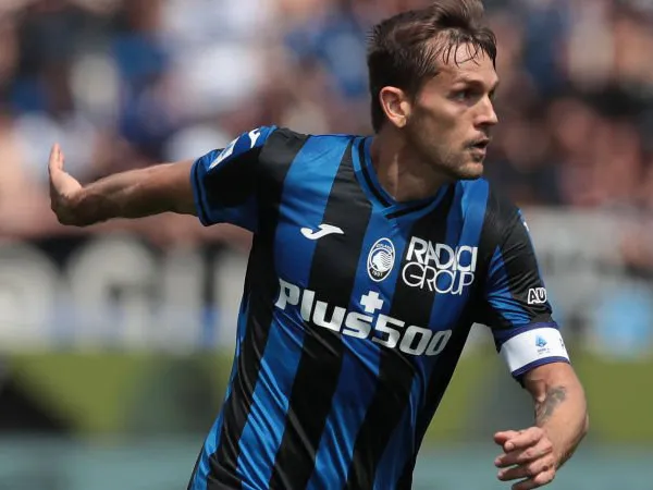 Kapten Atalanta, Rafael Toloi.