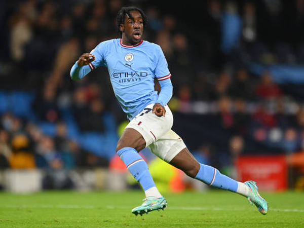 Reims Berhasil Pinjam Josh Wilson-Esbrand dari Manchester City