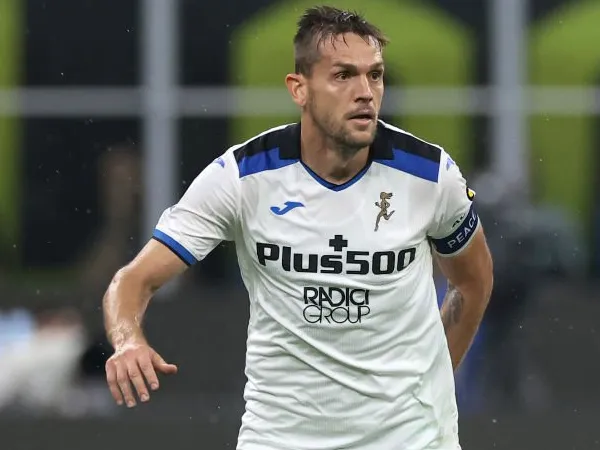 Kapten Atalanta, Rafael Toloi.