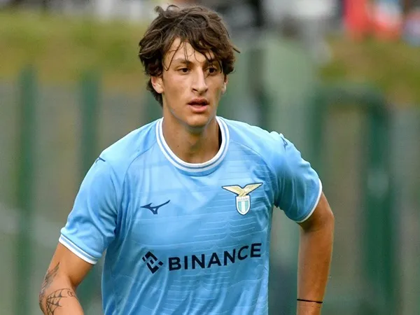 Lazio Resmi Pinjamkan Floriani Mussolini ke Pescara