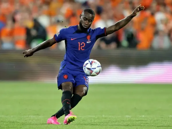 Leipzig Sepakat dengan Feyenoord untuk Boyong Lutsharel Geertruida