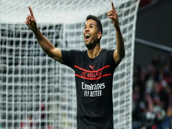 Menyusul tempatnya yang mulai tersisih di skuat AC Milan, Junior Messias dilaporkan setuju untuk pindah ke Genoa musim panas ini / via Getty Images