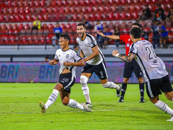 Debut Manis Zidane Pramudya Afandi di Sepak Bola Profesional