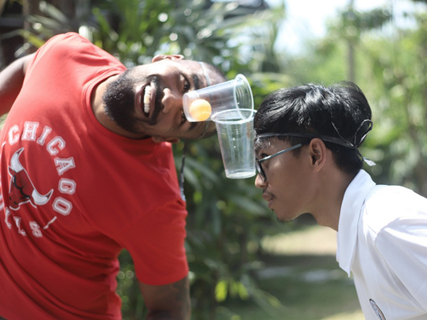 Bek Asing PSS Sleman Antusias Ikuti Lomba 17-an