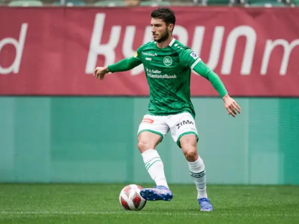 Mavropanos ke West Ham, Stuttgart Pinjam Leonidas Stergiou dari Klub Swiss