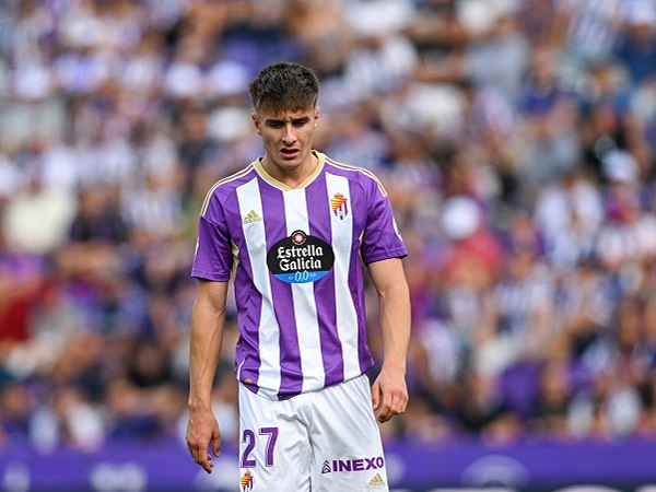 Barcelona Menyerah Kejar Ivan Fresneda dari Real Valladolid?