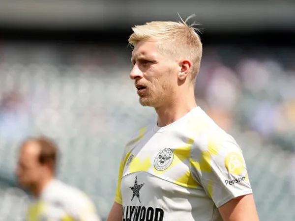 Ben Mee Ungkap Syarat Unik Pemain Brentford Agar Bisa Dapat Bonus