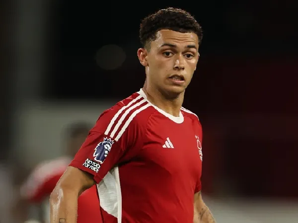 Chelsea tertarik dengan penyerang Nottingham Forest, Brennan Johnson