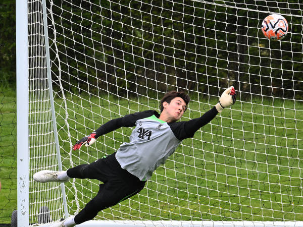 Penjaga Gawang Liverpool Ingin Dipinjamkan Lagi Musim Ini