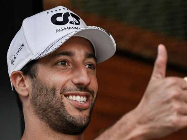Patah Tulang, Daniel Ricciardo Bakal Dirawat Dokter MotoGP