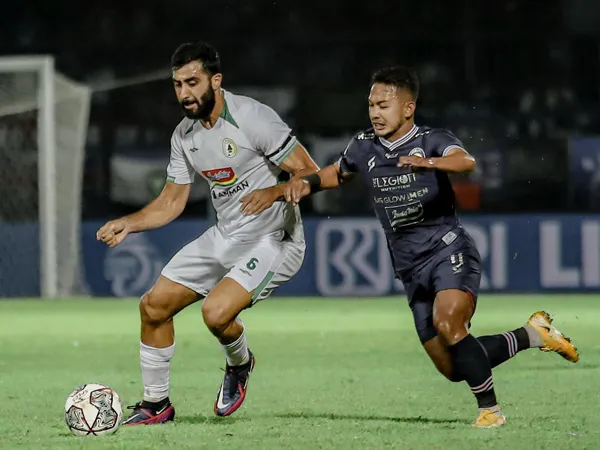 Gelandang asing PSS Sleman, Jihad Ayoub