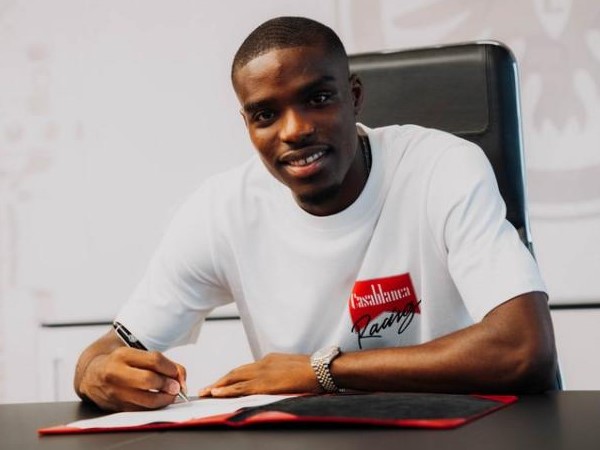 Eintracht Frankfurt Resmi Datangkan Bek Kiri Niels Nkounkou dari Etienne