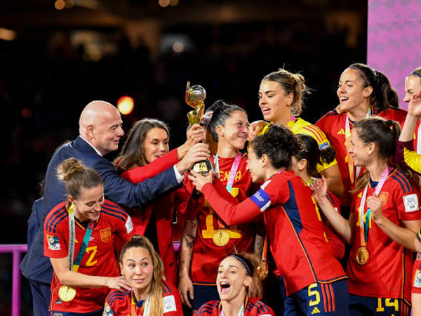 Gianni Infantino Bicara Tentang 'Insiden' yang Merusak Pesta Juara Spanyol