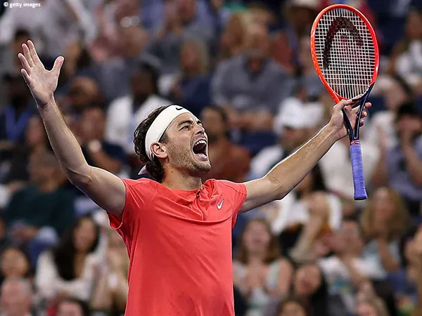 Hasil US Open: Kemenangan Telak Kirim Taylor Fritz Menuju Babak 16 Besar