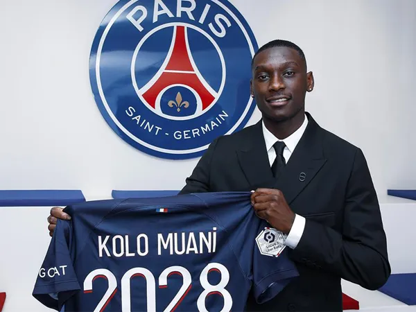 Striker PSG, Randal Kolo Muani.