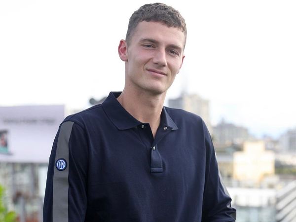 Agen Bantah Benjamin Pavard Sempat Mogok Latihan di Bayern Munich