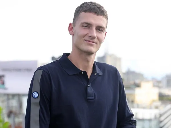 Bek Inter Milan, Benjamin Pavard.