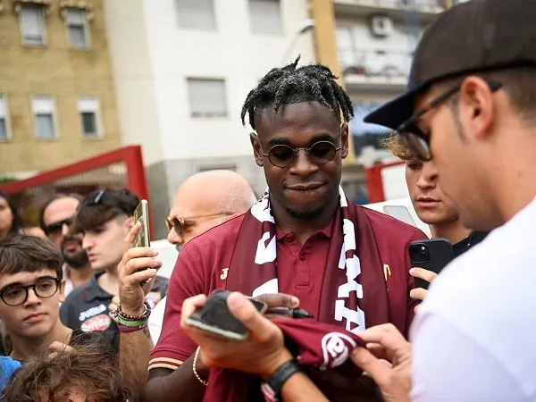 Baru Gabung, Ivan Juric Langsung Pasang Duvan Zapata Sebagai Starter