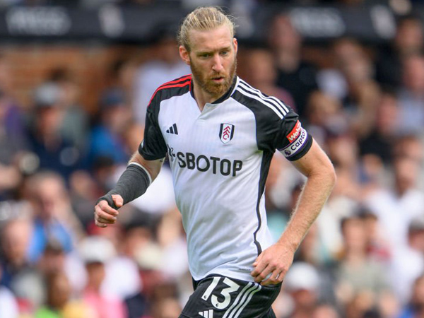 Tim Ream Kecewa Usai Fulham Dihabisi Manchester City