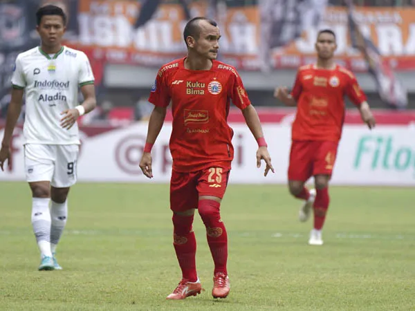 Winger Persija Jakarta, Riko Simanjuntak