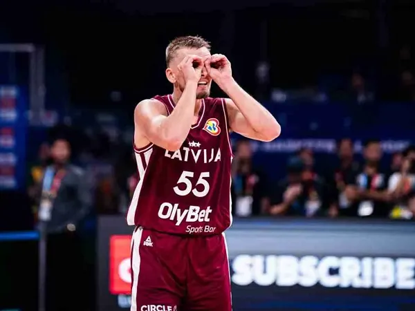 Luca Banchi Beri Pujian Besar Kepada Arturs Zagars